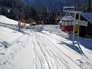 Tow rope lift operated by the Schneesportschule Silbertal 