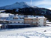 Wellnesshotel Jochgrimm in the middle of the ski resort