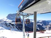 Dantercepies II - 10pers. Gondola lift with seat heating (monocable circulating ropeway)