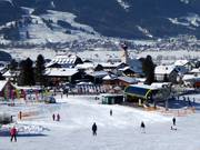 The ski area extends all the way to the village of Ehrwald at the Sonnenhang Sunracer.