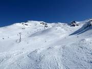 Wide ski area at Captain's Express