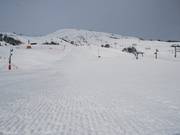 Practice slopes are found right at the stations, such as here in Le Corbier