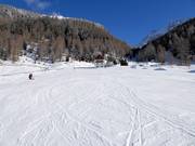 The practice slope Sonnenlift in the village of Sulden
