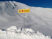 Sign to the piste