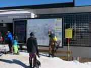 Electronic displays at the main points in the ski resort