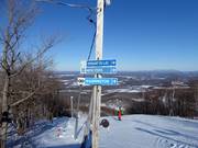 Slope signage in the Bromont ski area