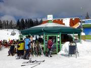 Umbrella bar directly at the Seebuck valley station
