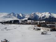 View of the beginner slopes in Alpe d'Huez