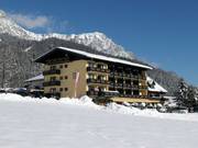 Hotel Knollhof at the Bergkristall lift