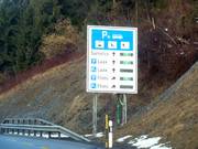 Information about the parking situation on arrival in the ski resort