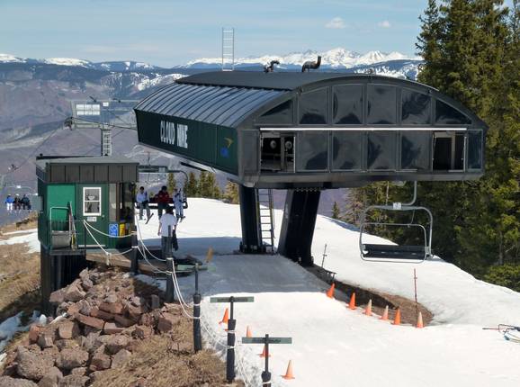 Cloud Nine - 4pers. High speed chairlift (detachable)