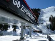 Zweitausender - 8pers. High speed chairlift (detachable) with bubble and seat heating