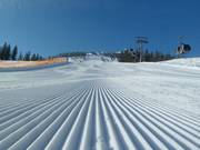 Very well-groomed slopes