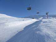Natural halfpipe below the Wali-Piz Sezner chairlift