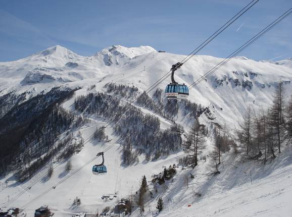 L'Olympique - 30pers. Tricable ropeway 