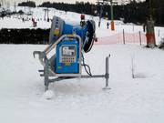 Snowmaking down to the valley station