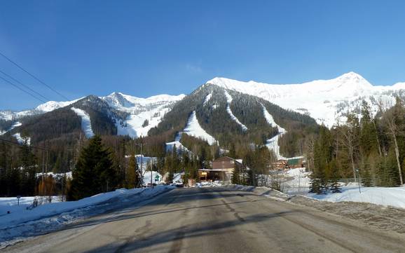 Lizard Range: access to ski resorts and parking at ski resorts – Access, Parking Fernie