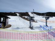 Practice lifts at the valley station in Nesfjellet
