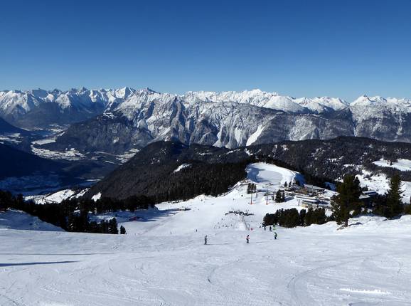 Ski resort of Hochoetz