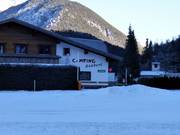 Camping lounge at the valley station of the Brandlift