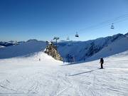 Wonderful slopes at the six-seater chairlift Serre Doumenge