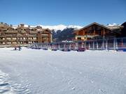 Moriond - People mover with cover