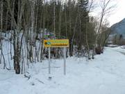 Slope signage in the ski area