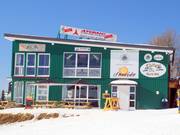 Sunside offers a bar on the first floor.