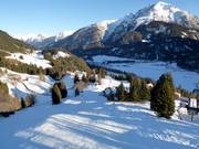 Easy and intermediate slope just before the valley station