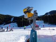 Efficient snow cannon in Masella