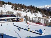 The conveyor belt at the mountain station of the gondola lift
