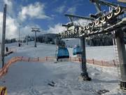 Familyjet Lermoos - 8pers. Gondola lift (monocable circulating ropeway)