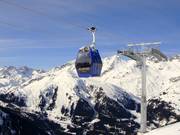 Rendlbahn - 8pers. Gondola lift with seat heating (monocable circulating ropeway)