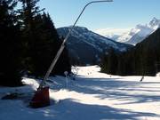 Snowmaking with snow lances in the ski area