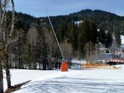 Snowmaking with snow lances in the valley area