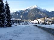 Ehrwald starts below the valley station