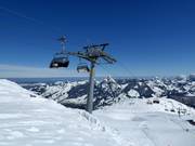 Mettlen-Fronalpstock - 4pers. High speed chairlift (detachable) with bubble