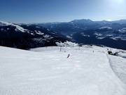 Wide slopes in the Brigels/Waltensburg/Andiast ski area