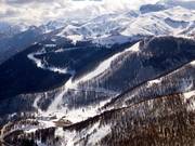 Las Donnas sector above the village of Auron