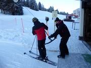 At the drag lift, you almost never have to ride alone.