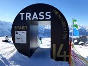 Start of the challenging Trass descent