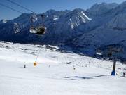 Lifts and slopes at Passo Tonale