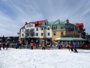 From the slope to the hotel