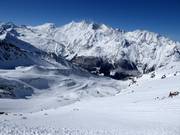 View from the Hohsaas mountain station over the ski area