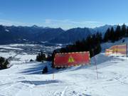 Warning notice in the ski area