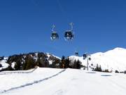 Möseralmbahn - 6pers. Gondola lift (monocable circulating ropeway)