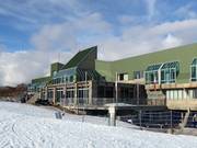 Snow Gums Restaurant (breakfast only)