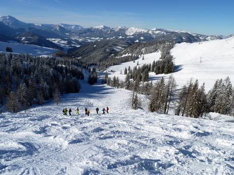 Ski resorts for advanced skiers and freeriding Gmunden – Advanced skiers, freeriders Dachstein West – Gosau/Russbach/Annaberg