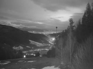 Góra Żar - widok panoramiczny na Beskidy