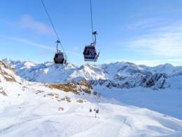 Ski resort Kaunertal Glacier (Kaunertaler Gletscher)